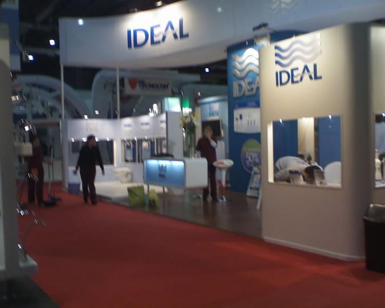 Ideal Stand 2010